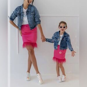 Lola + The Boys Pink Feather Trim Barbiecore Mini Skirt Women’s
